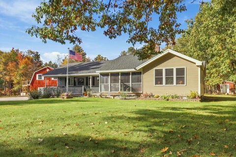 Photo of 279 Franklin Highway, Andover, NH 03216 (MLS # 5114619)