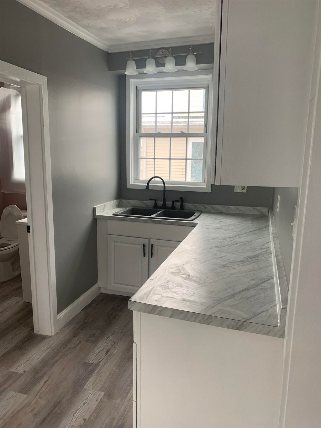 Photo of 104 Pine Street #5 (1st fl), Nashua, NH 03060 (MLS # 5097187)
