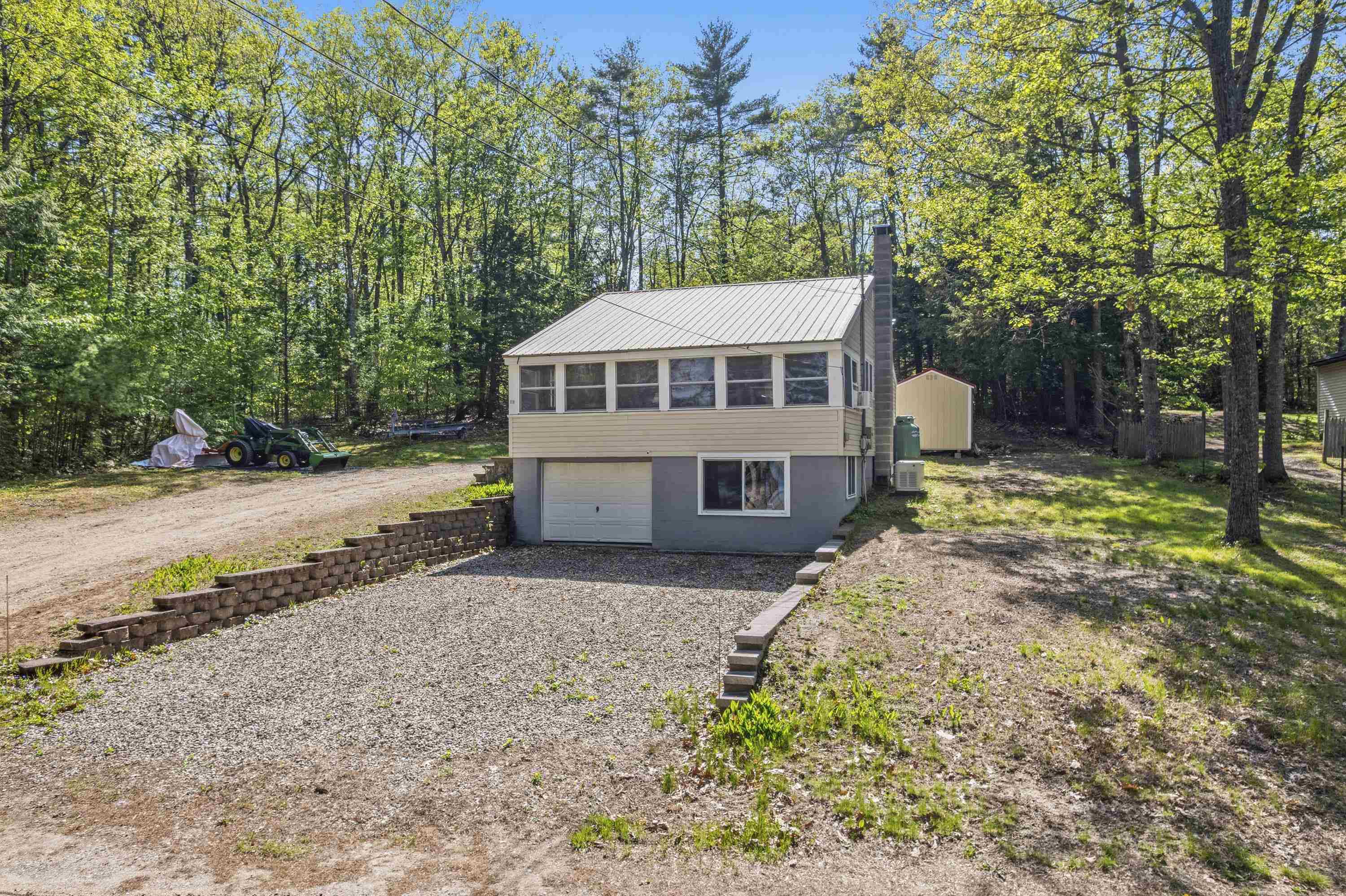 46 Loop Road