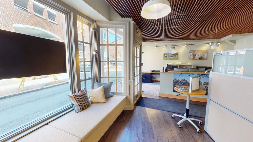 Photo of 22 Ladd Street #Unit A, Portsmouth, NH 03801 (MLS # 5109381)