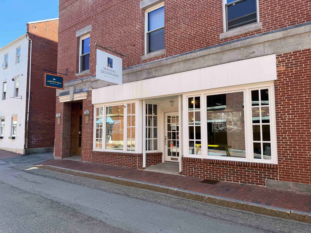 Photo of 22 Ladd Street #Unit A, Portsmouth, NH 03801 (MLS # 5109381)