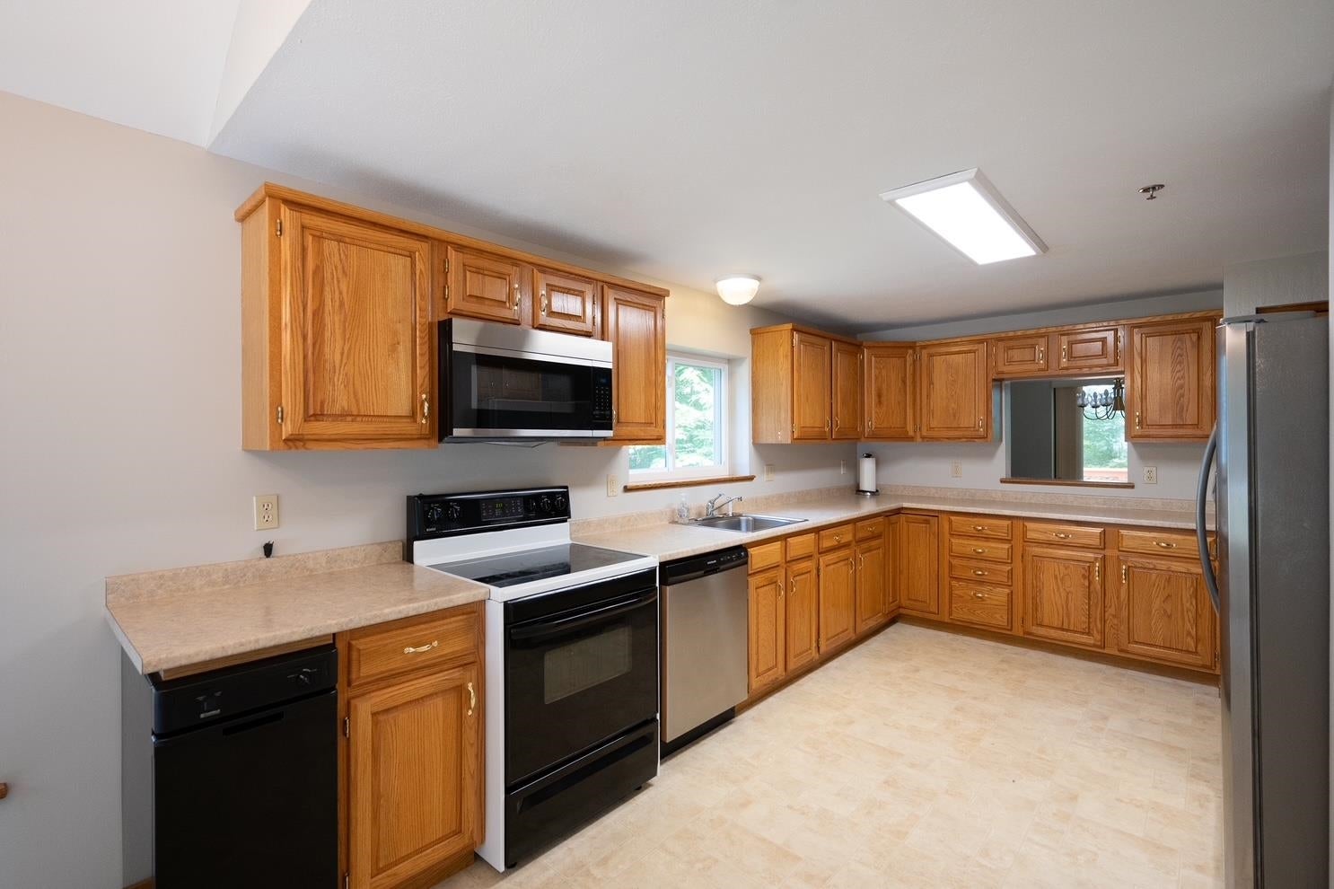 13 Bayberry Drive