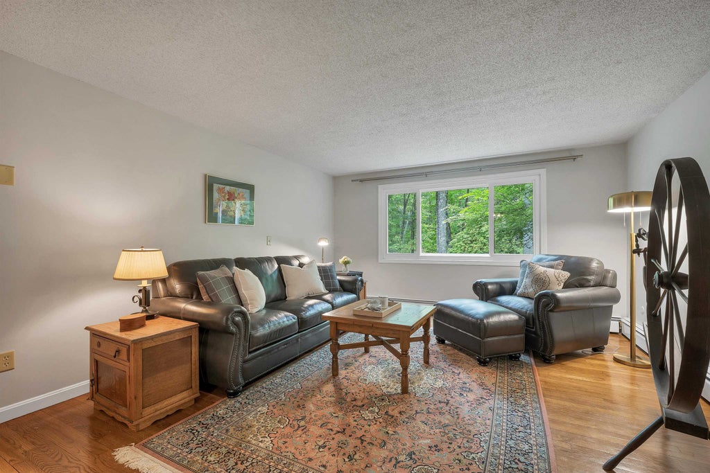 Photo of 208 Liberty Hill Road, Bedford, NH 03110 (MLS # 5092895)