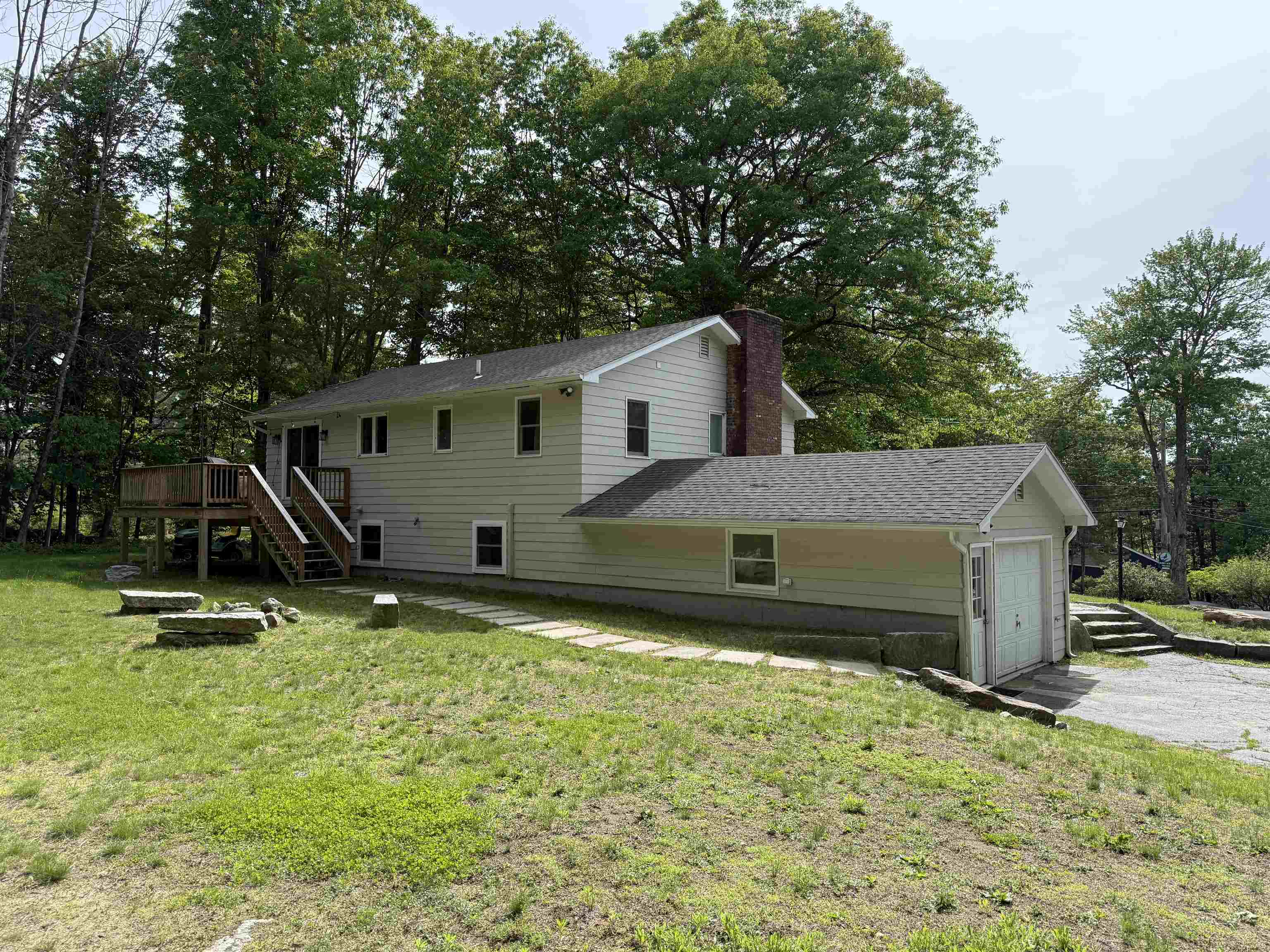 1 Robin Acres Drive
