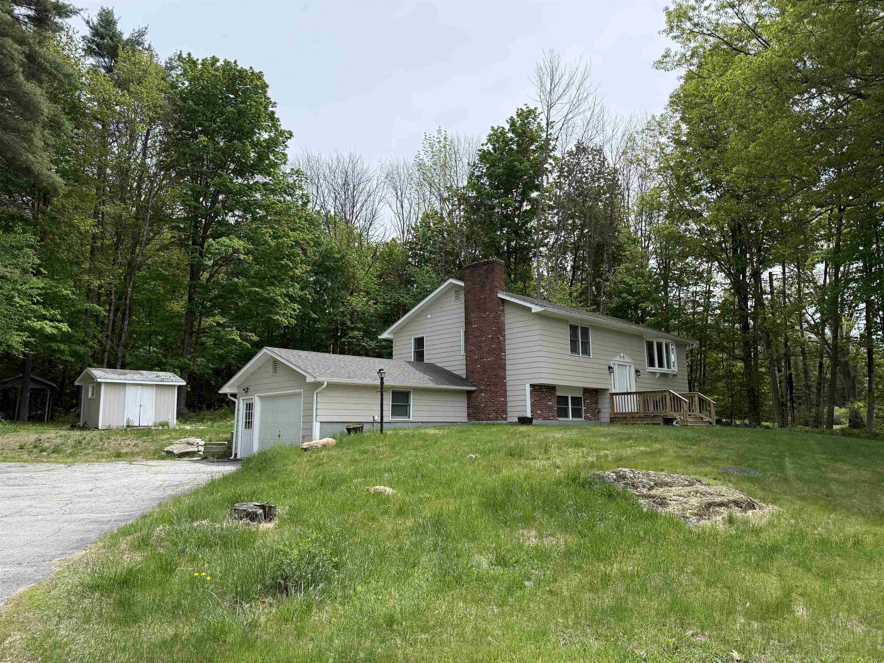 1 Robin Acres Drive