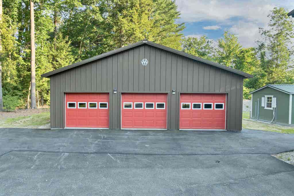 Photo of 363 Academy Road, Pembroke, NH 03275 (MLS # 5105635)