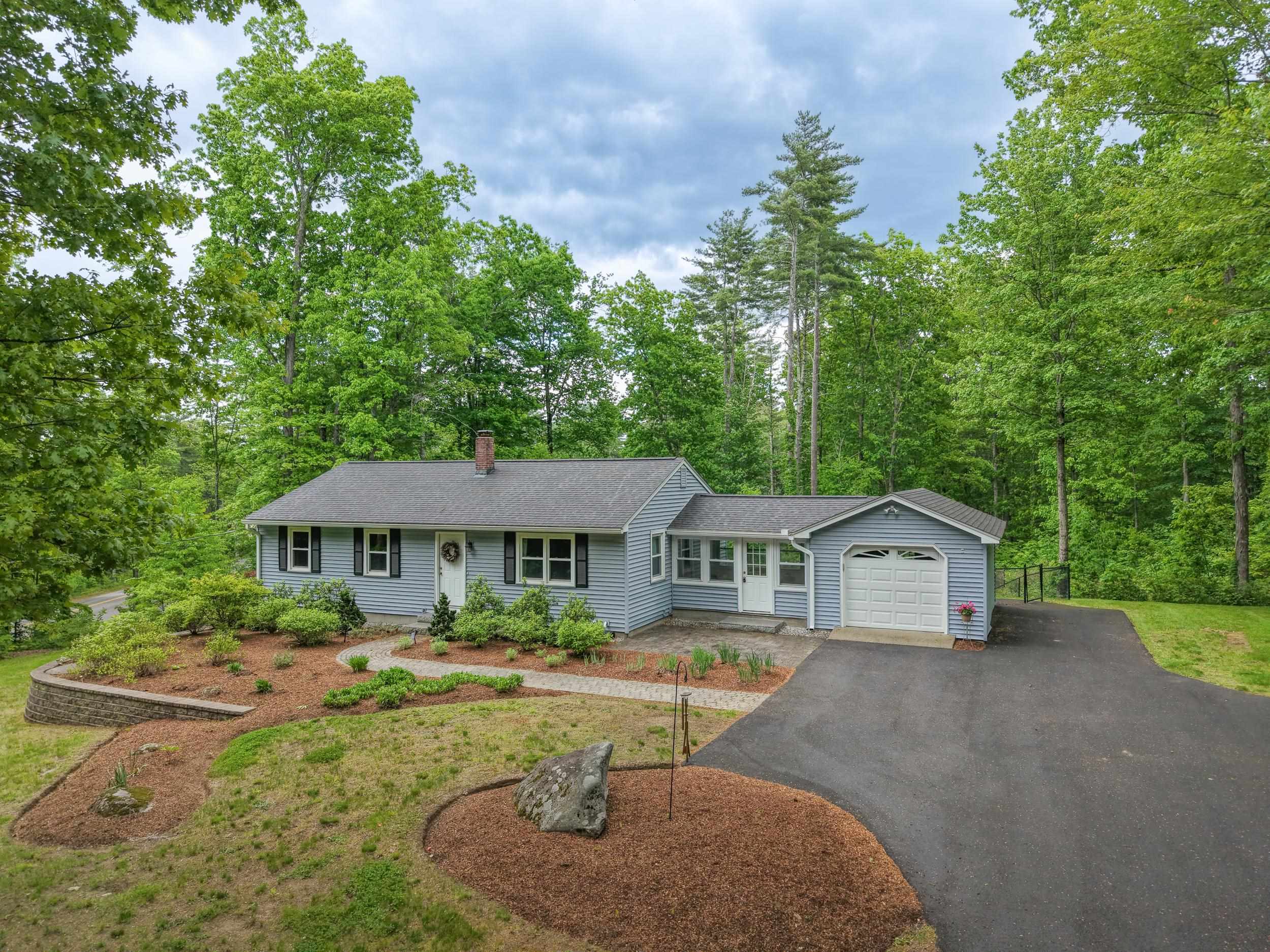 12 Ponemah Hill Road