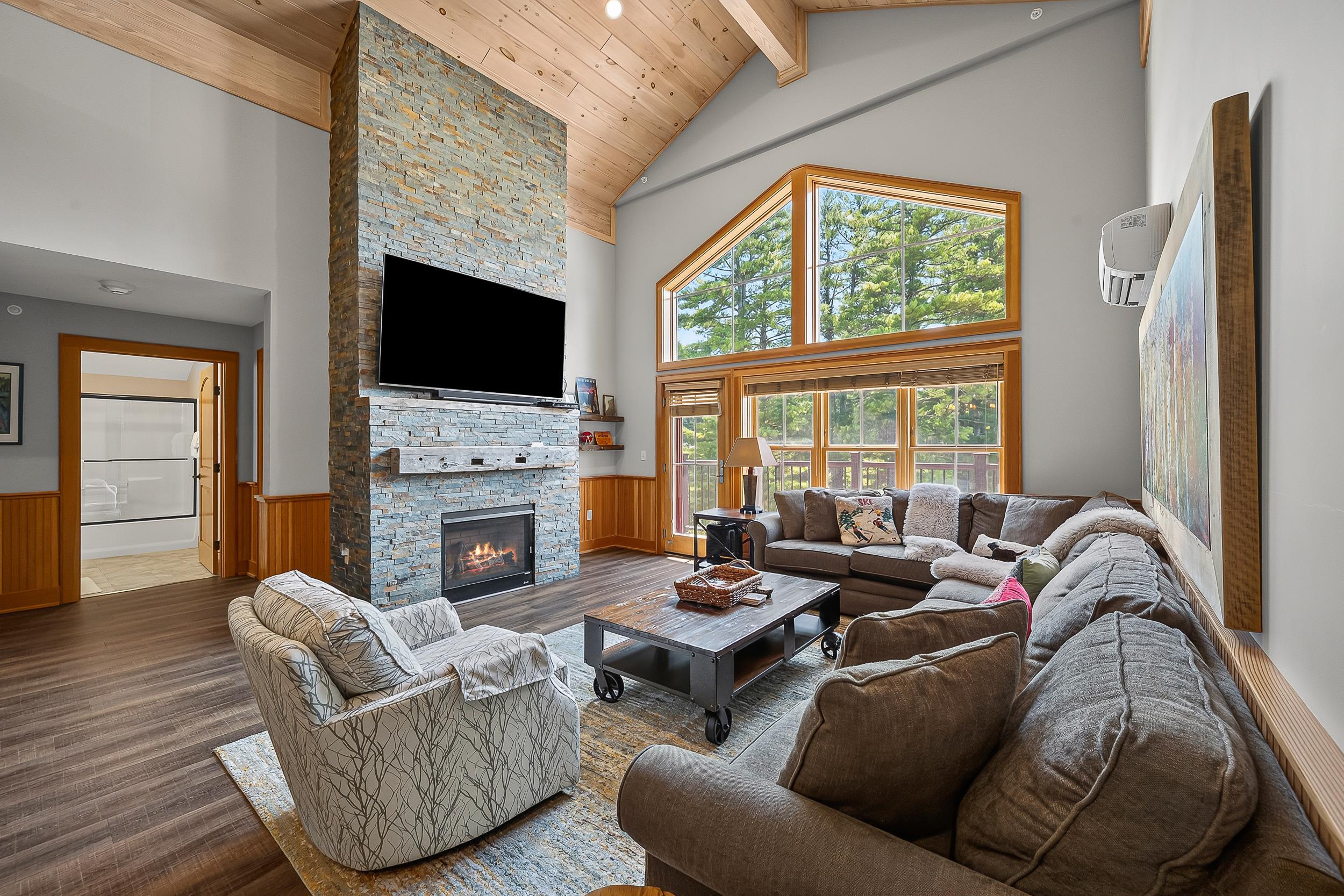 235 Skimobile Road 1404