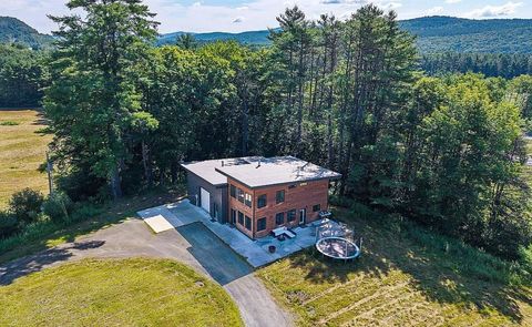 Photo of 64 Bullock Road, Norwich, VT 05055 (MLS # 5101859)
