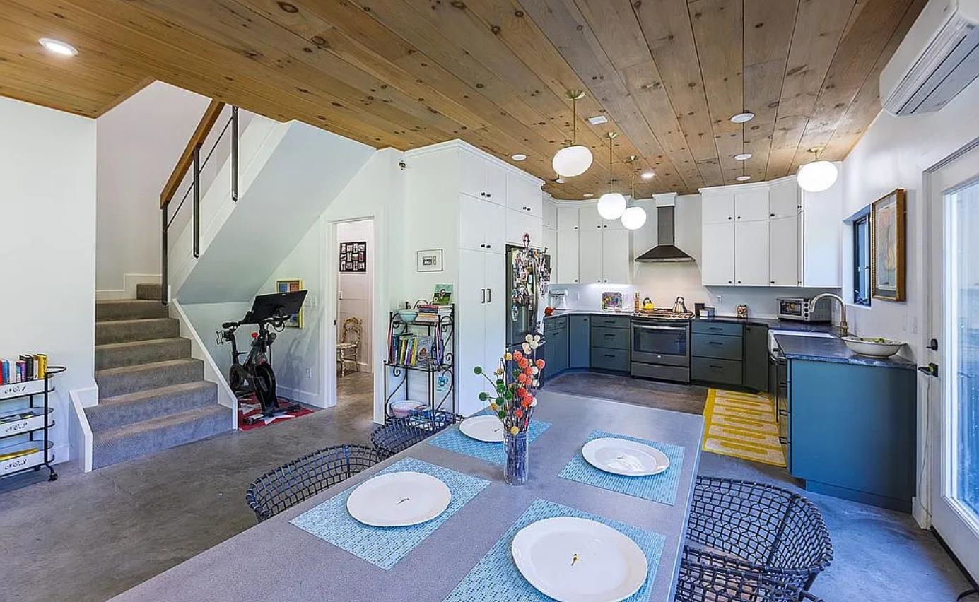 64 Bullock Road