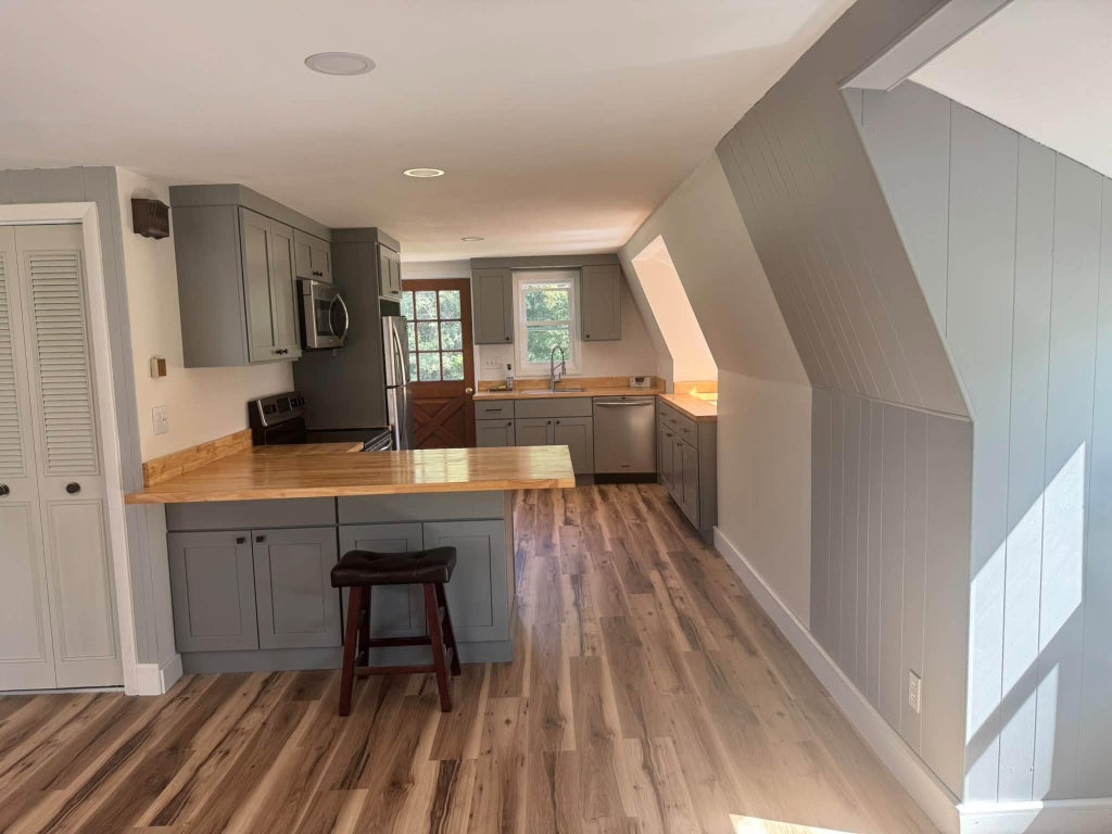 Photo of 977 Dana Hill Road, New Hampton, NH 03256 (MLS # 5115701)