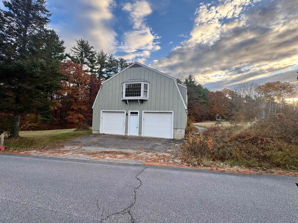 Photo of 977 Dana Hill Road, New Hampton, NH 03256 (MLS # 5115701)
