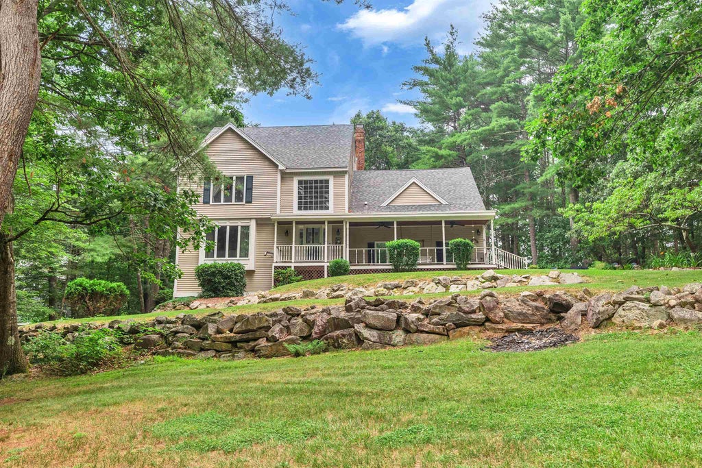 Photo of 74 Spring Road, Amherst, NH 03031 (MLS # 5100703)