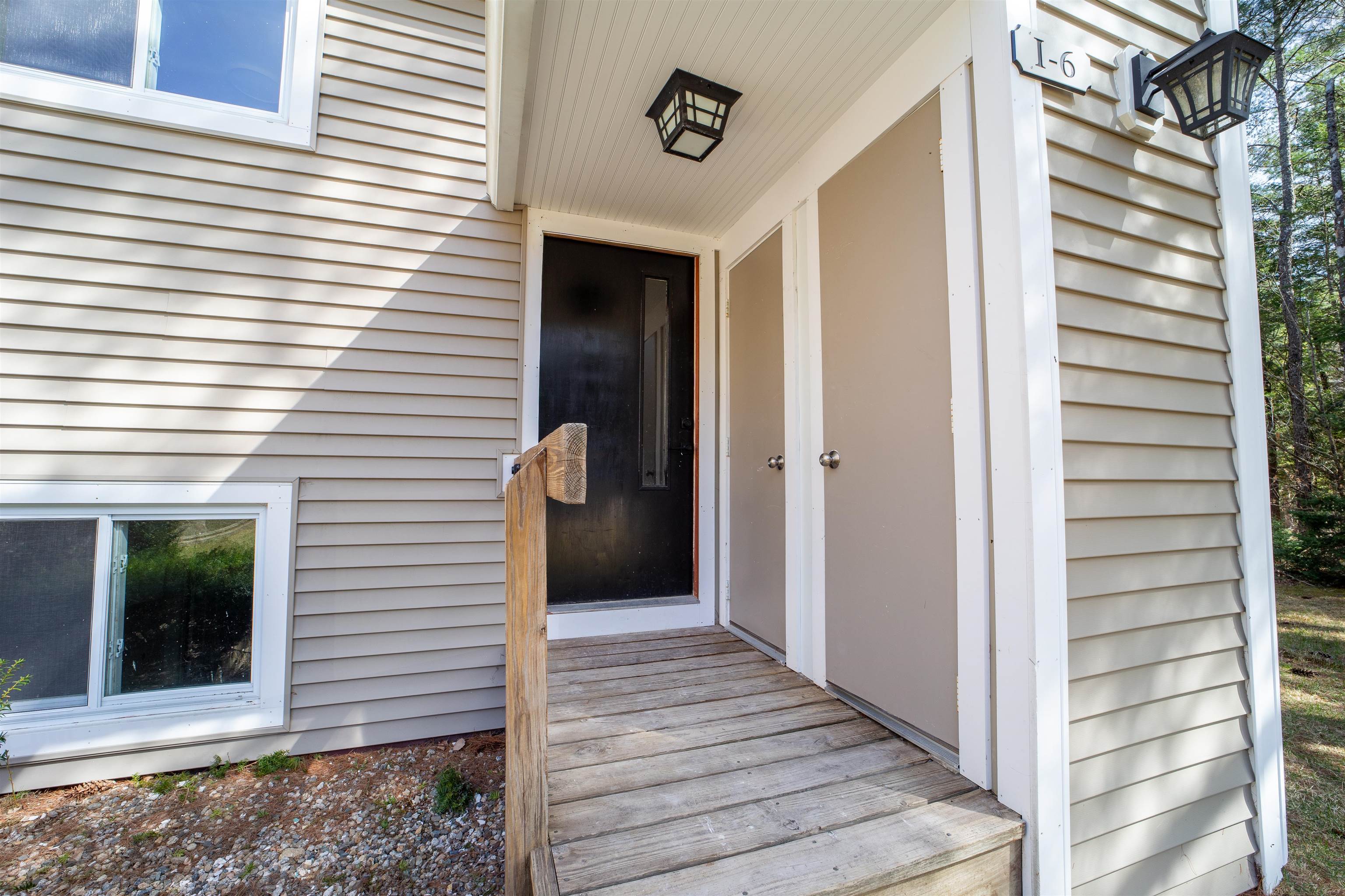 52 Orris Road I 6