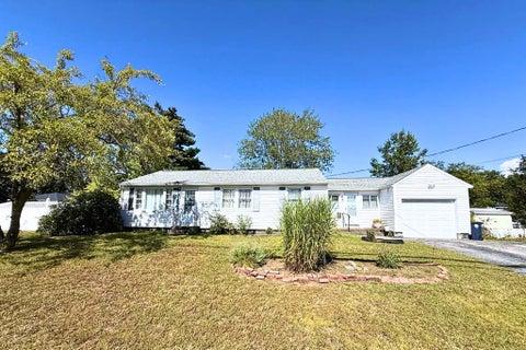 Photo of 226 Lund Road, Nashua, NH 03060 (MLS # 5108949)