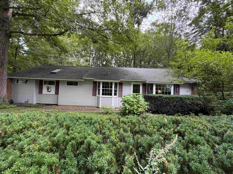 Photo of 226 Amesbury Road, Kensington, NH 03833 (MLS # 5109155)