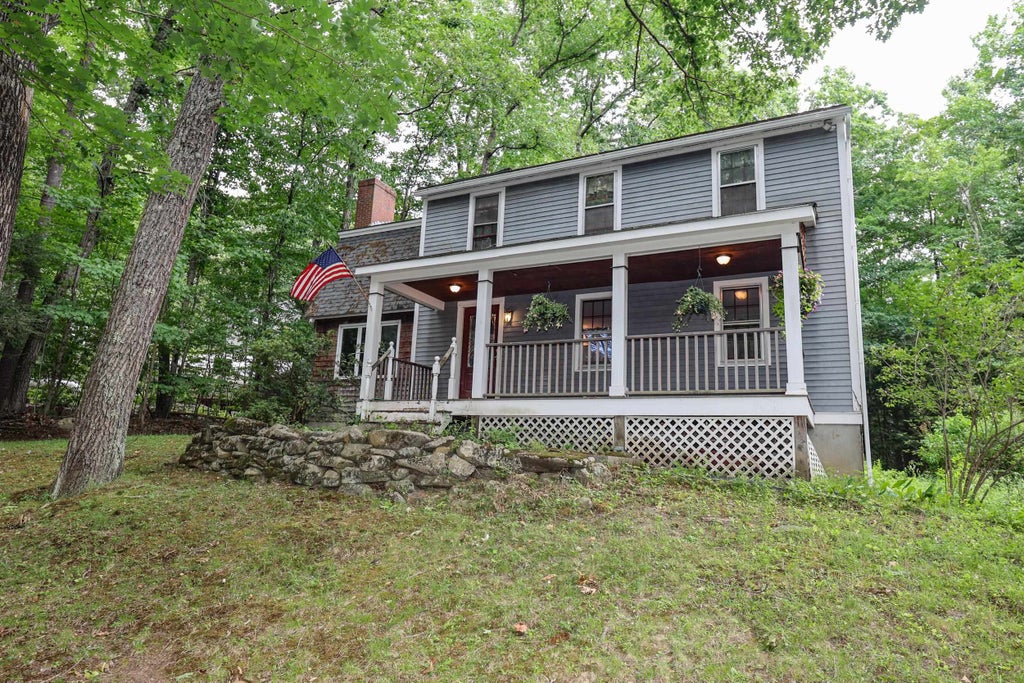 Photo of 16 Meserve Road, Durham, NH 03824 (MLS # 5101204)