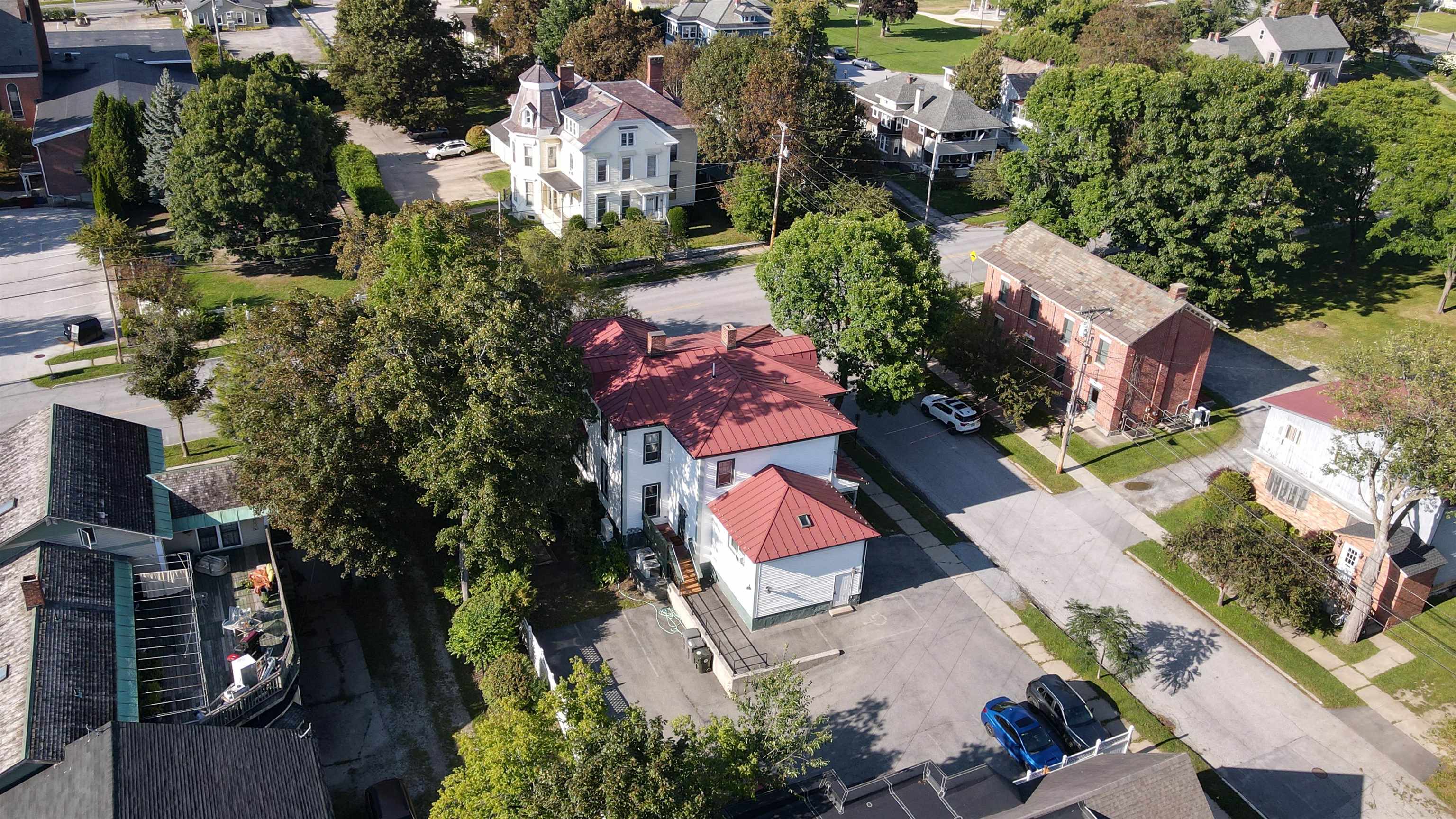92 Center Street