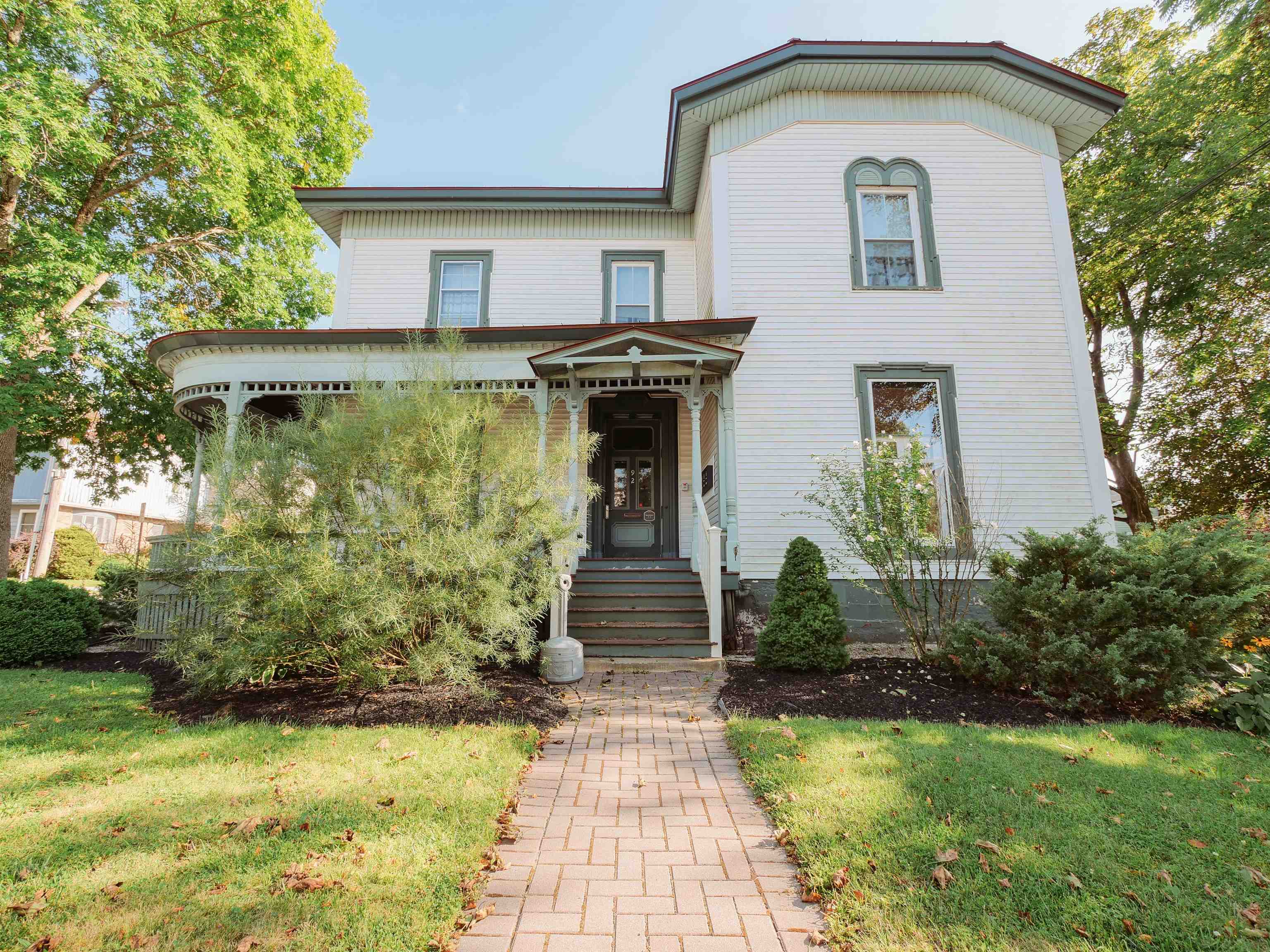 92 Center Street