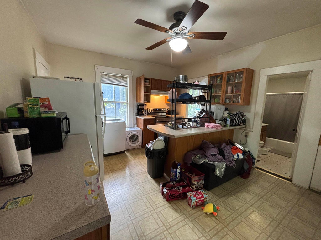 Photo of 164 Pleasant Street, Claremont, NH 03743 (MLS # 5096313)