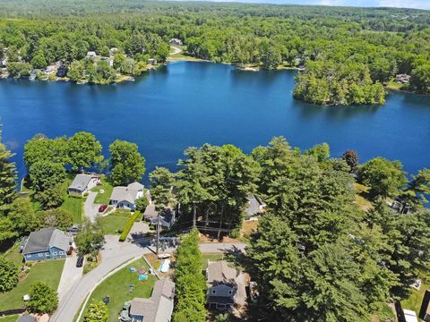 Photo of 40 Grove Avenue, Salem, NH 03079 (MLS # 5092936)