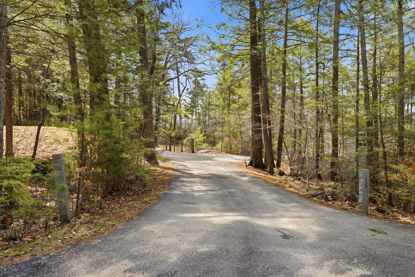 35 Rocky Shore Road