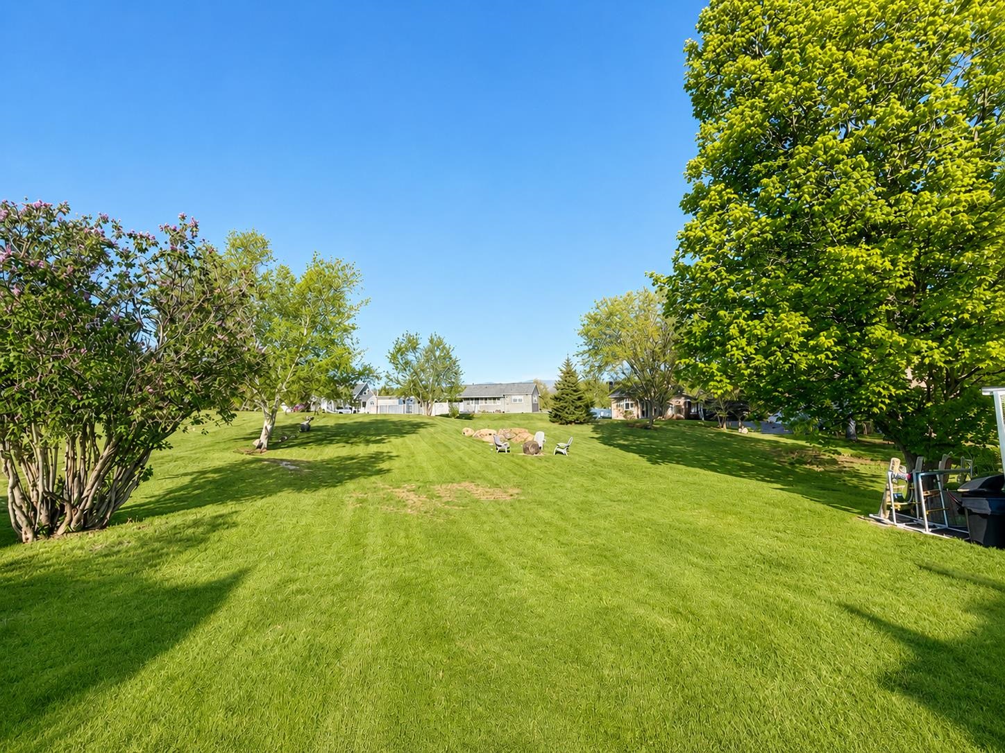 576 Hillside Avenue