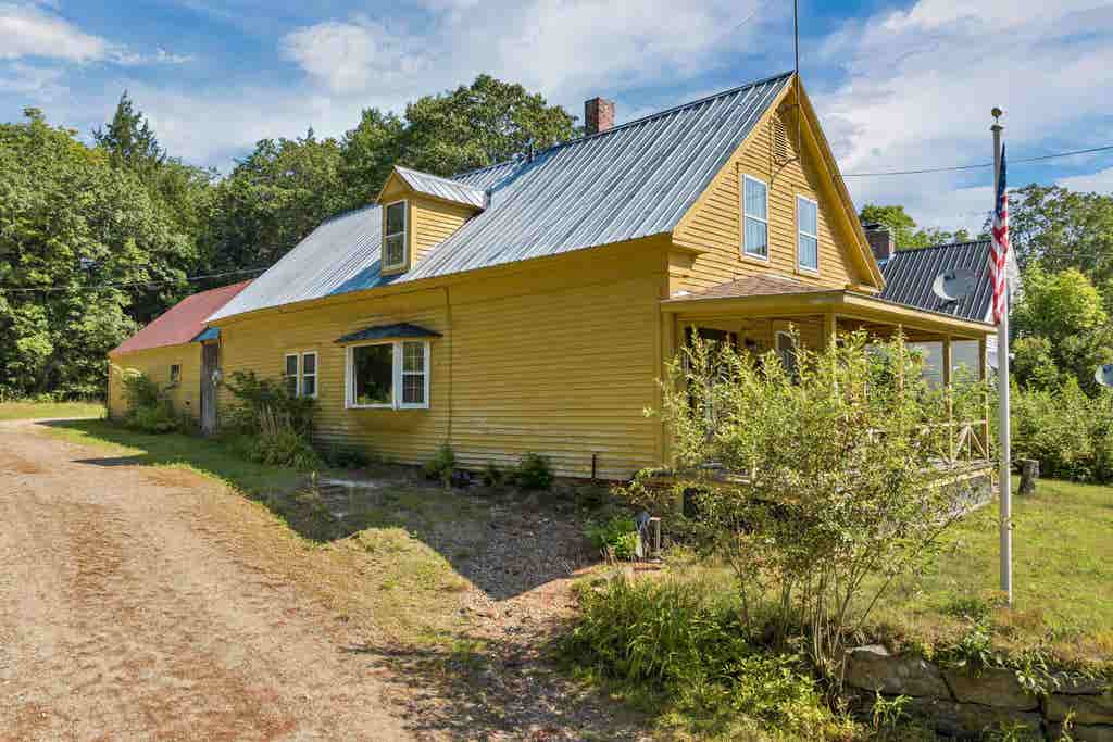 Photo of 67 Skinner Street, Sandwich, NH 03227 (MLS # 5057282)