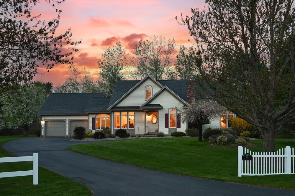 16 Hawkins Pond Lane
