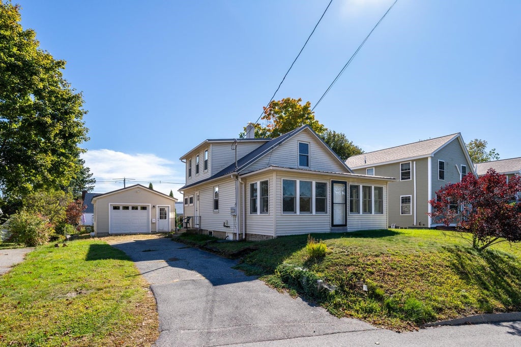 Photo of 1 Ashland Street, Portsmouth, NH 03801 (MLS # 5111970)