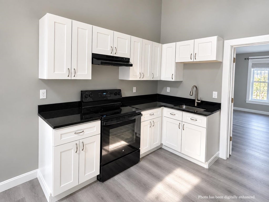 Photo of 56 Monarch Way #101, Portsmouth, NH 03801 (MLS # 5112425)