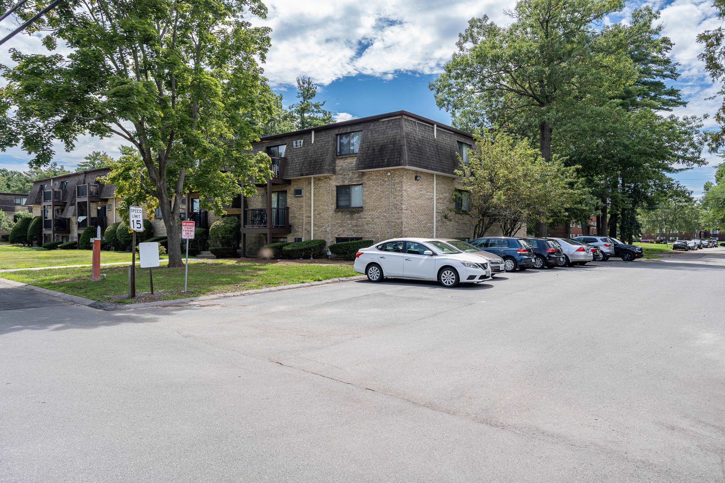 8 Tiffany Road 11