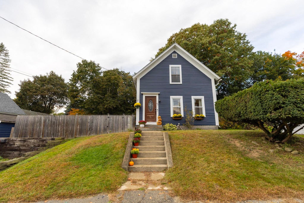Photo of 42 Highland Avenue, Milford, NH 03055 (MLS # 5113584)