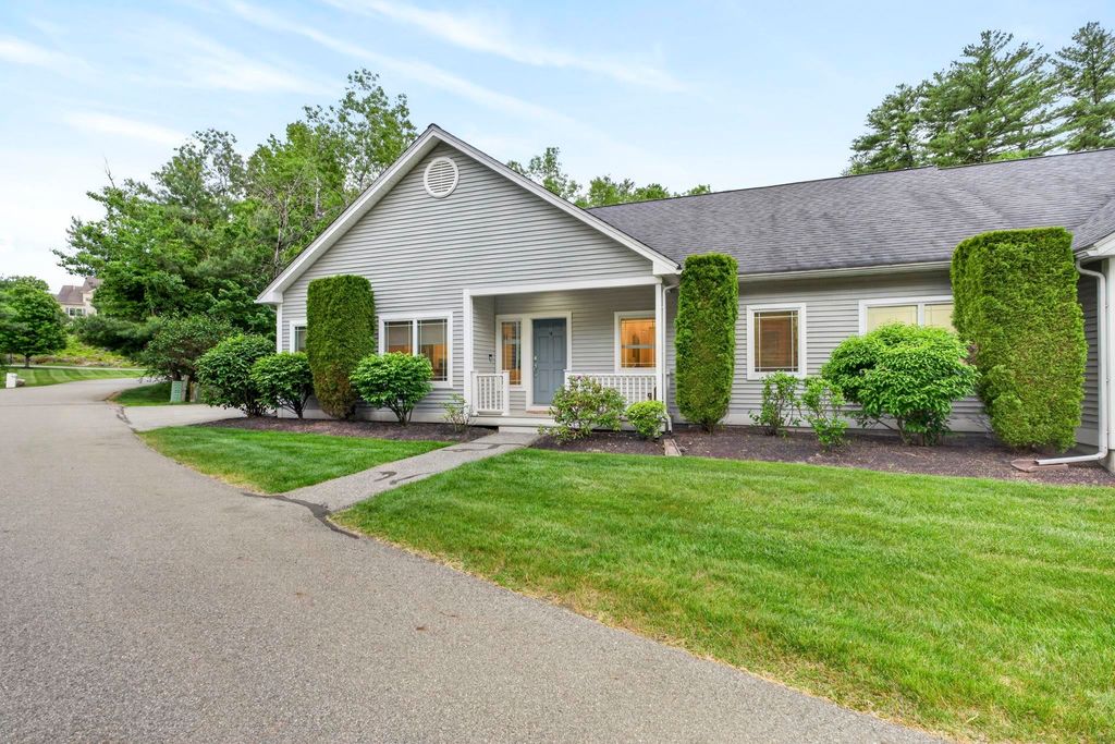 Photo of 14 Mountain Village Road, Windham, NH 03087 (MLS # 5092448)