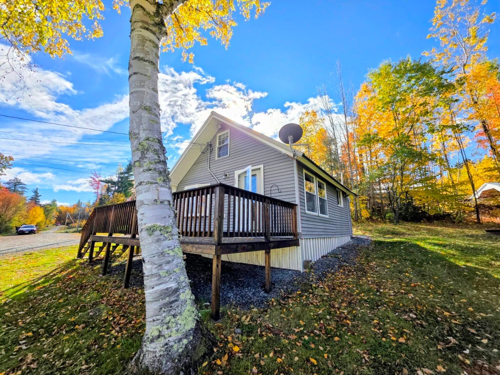 Photo of 88 Barber Road, Haverhill, NH 03774 (MLS # 5114673)