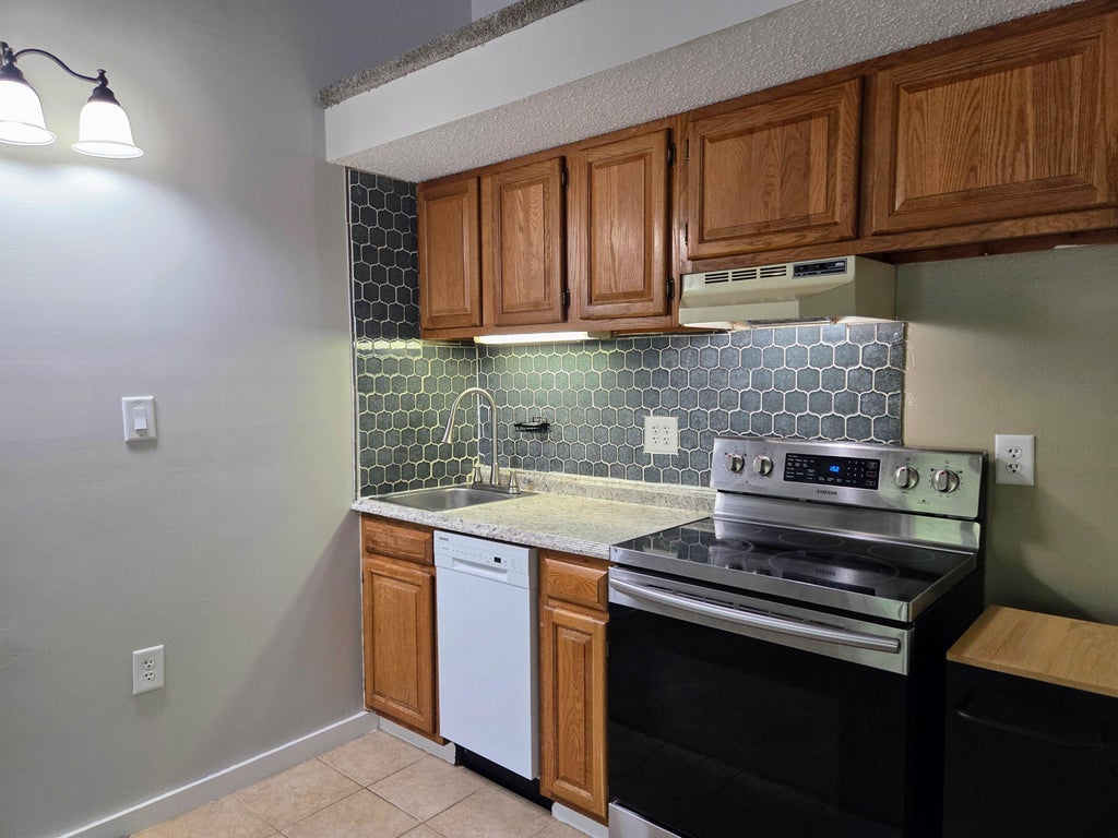Photo of 36 Lodge Road #D203, Lincoln, NH 03251 (MLS # 5100039)