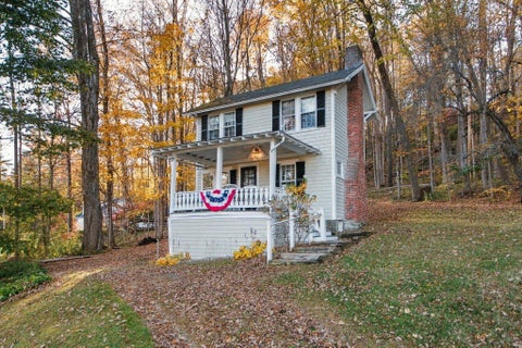 Photo of 168 Stones Throw Lane, Manchester, VT 05254 (MLS # 5114727)