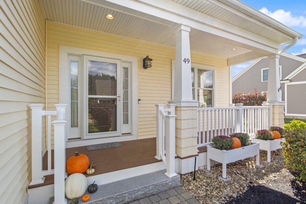 Photo of 49 Cherry Hill Drive, Greenland, NH 03840 (MLS # 5111516)
