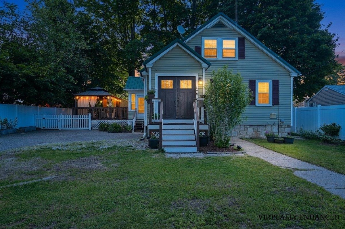 173 Mammoth Road