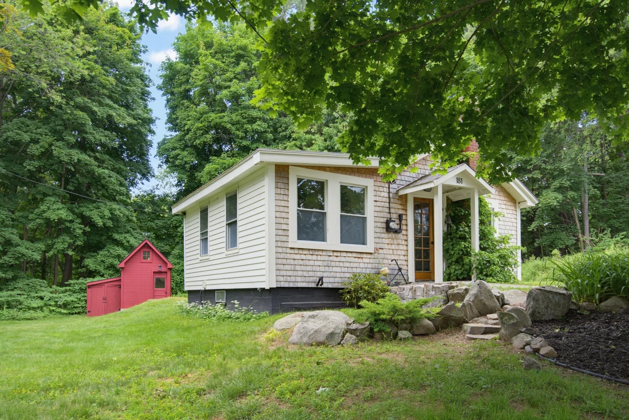 181 Kearsarge Way