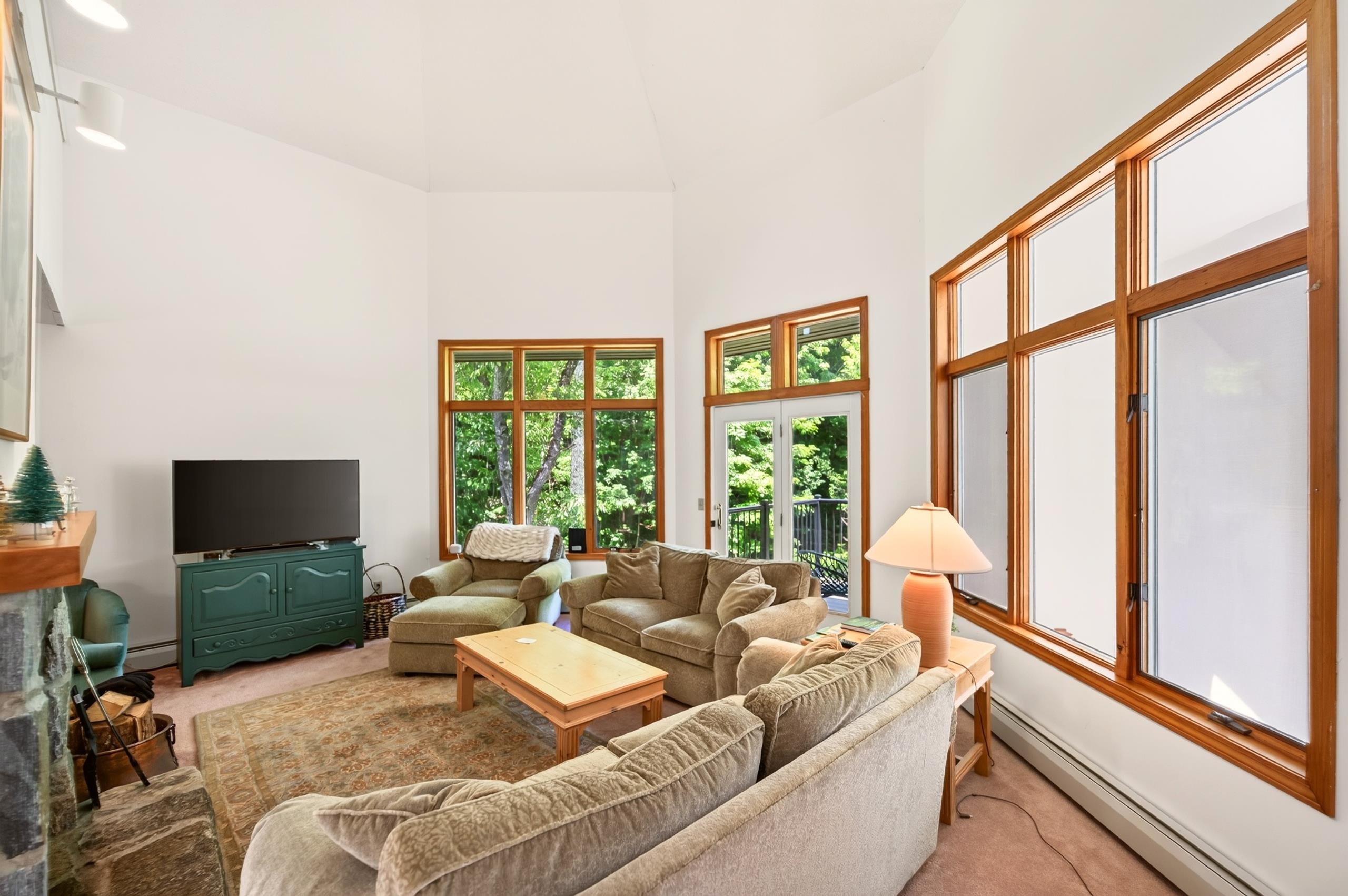 11 Dutchman Lane 4A
