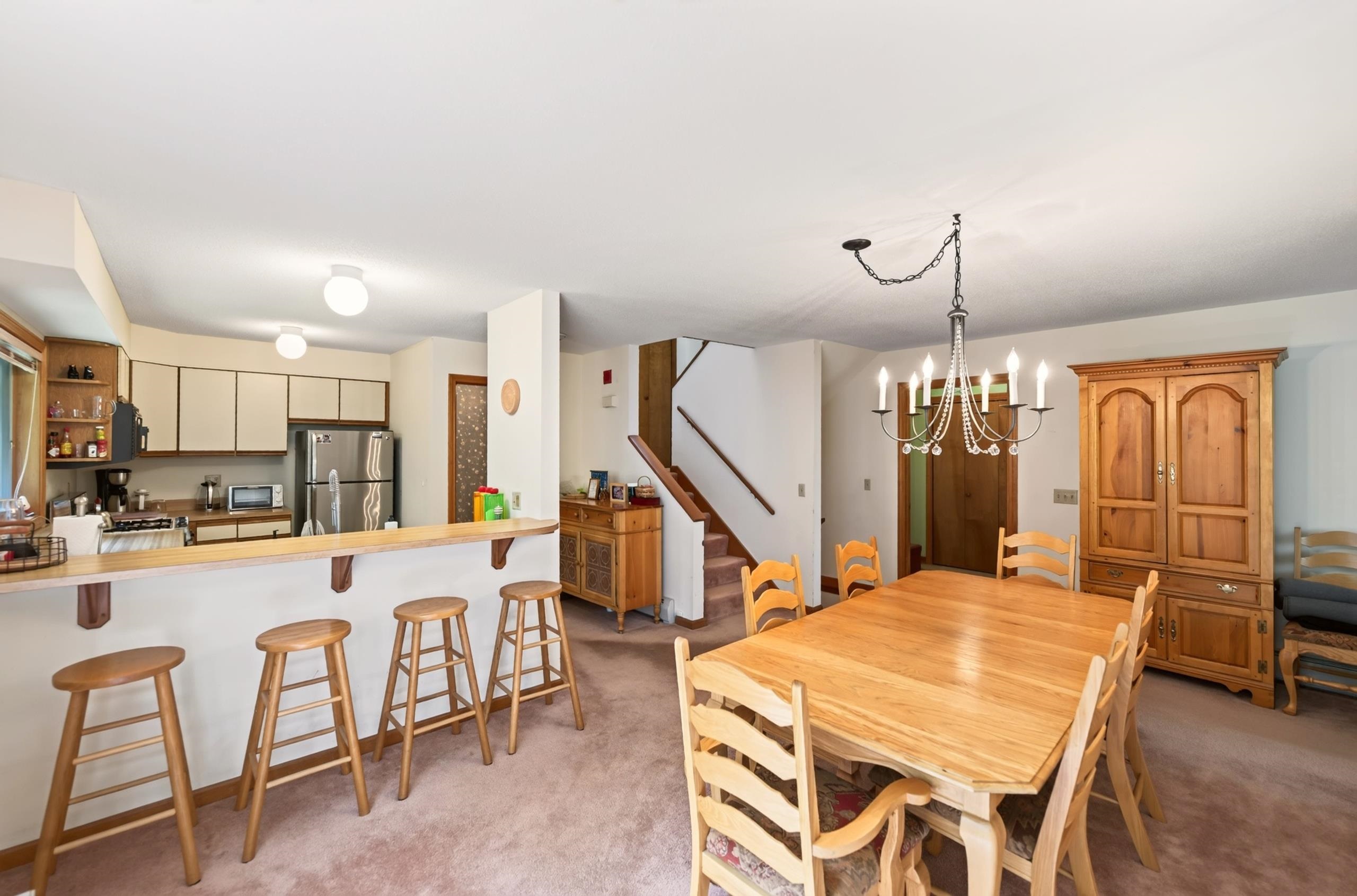 11 Dutchman Lane 4A