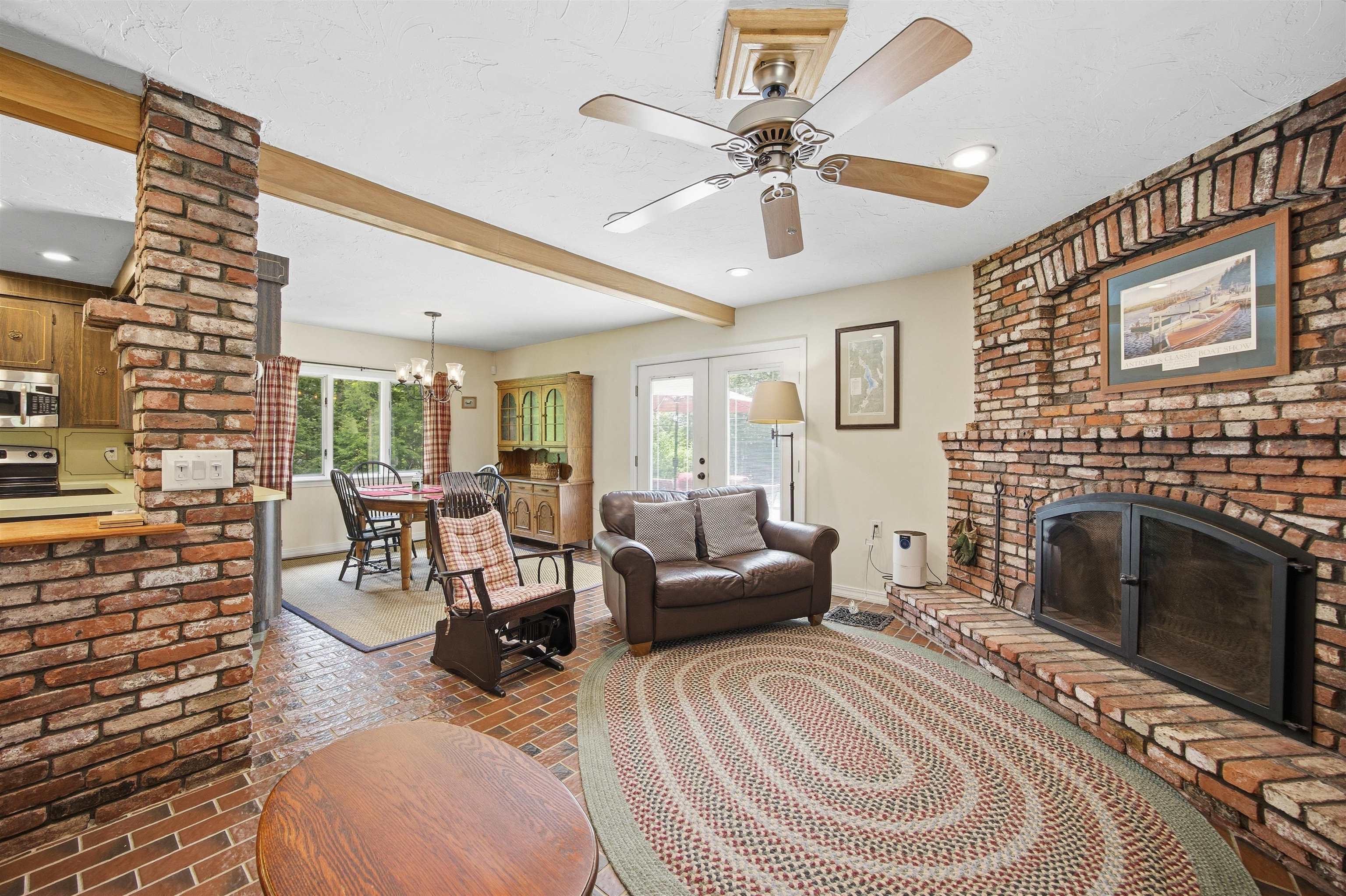16 Hemlock Avenue