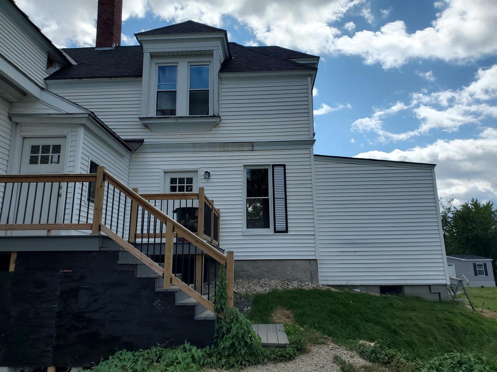 Photo of 17 Canaan Street #5, Canaan, NH 03741 (MLS # 5105706)