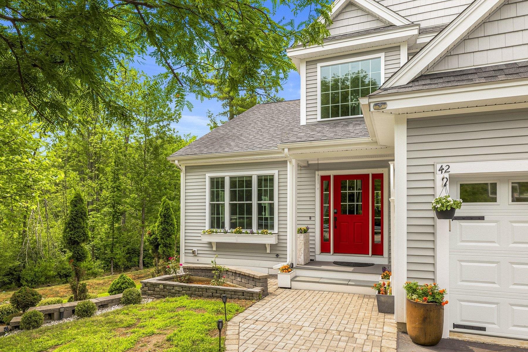 42 Stocklan Circle