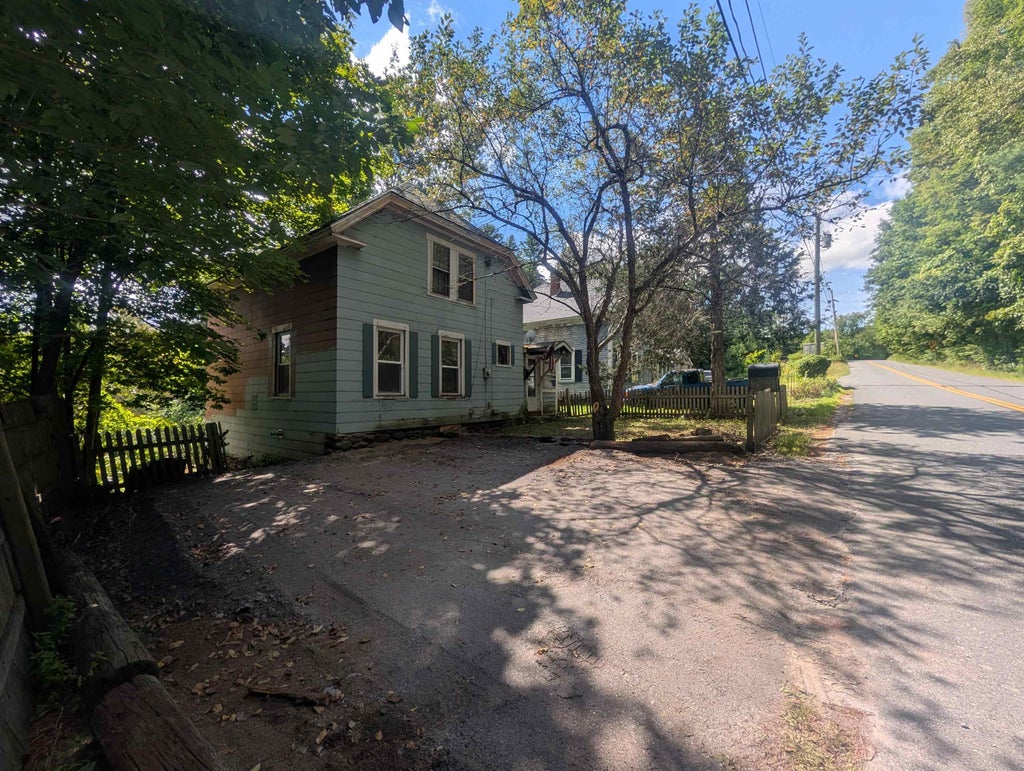 Photo of 40 Blueberry Ridge Road, Newport, NH 03743 (MLS # 5106911)