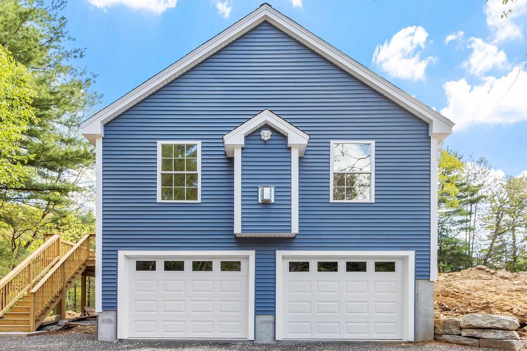 Photo of 22 Benoit Avenue, Pelham, NH 03076 (MLS # 5090406)