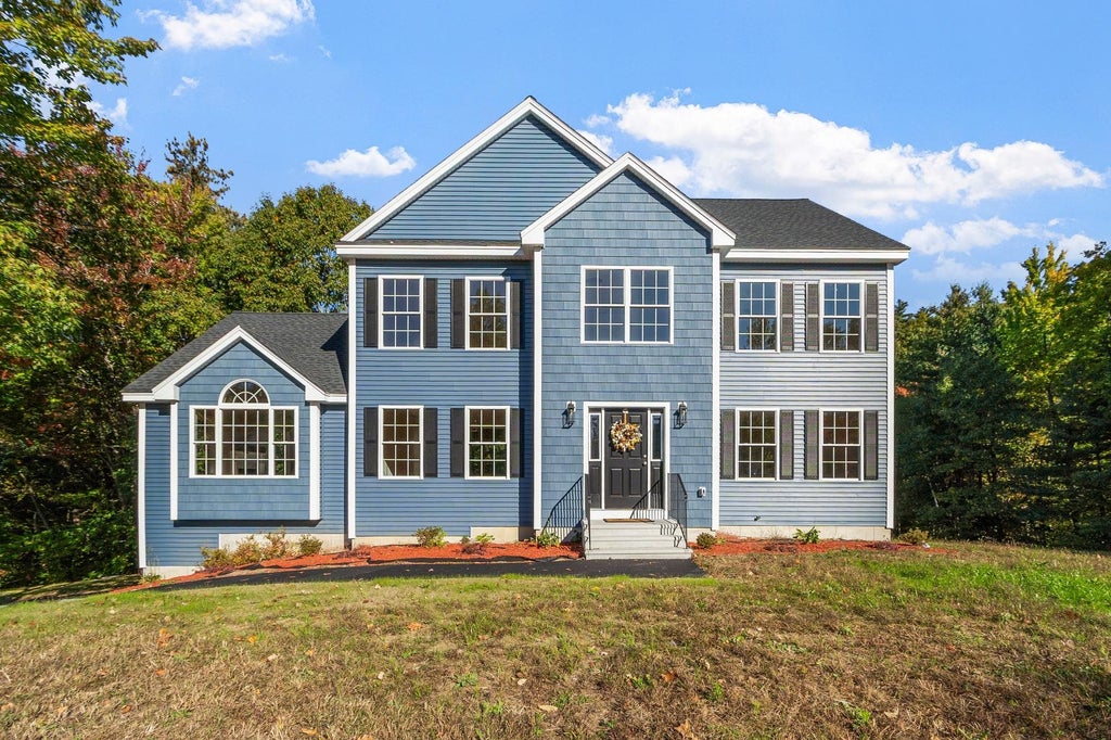 Photo of 22 Benoit Avenue, Pelham, NH 03076 (MLS # 5090406)