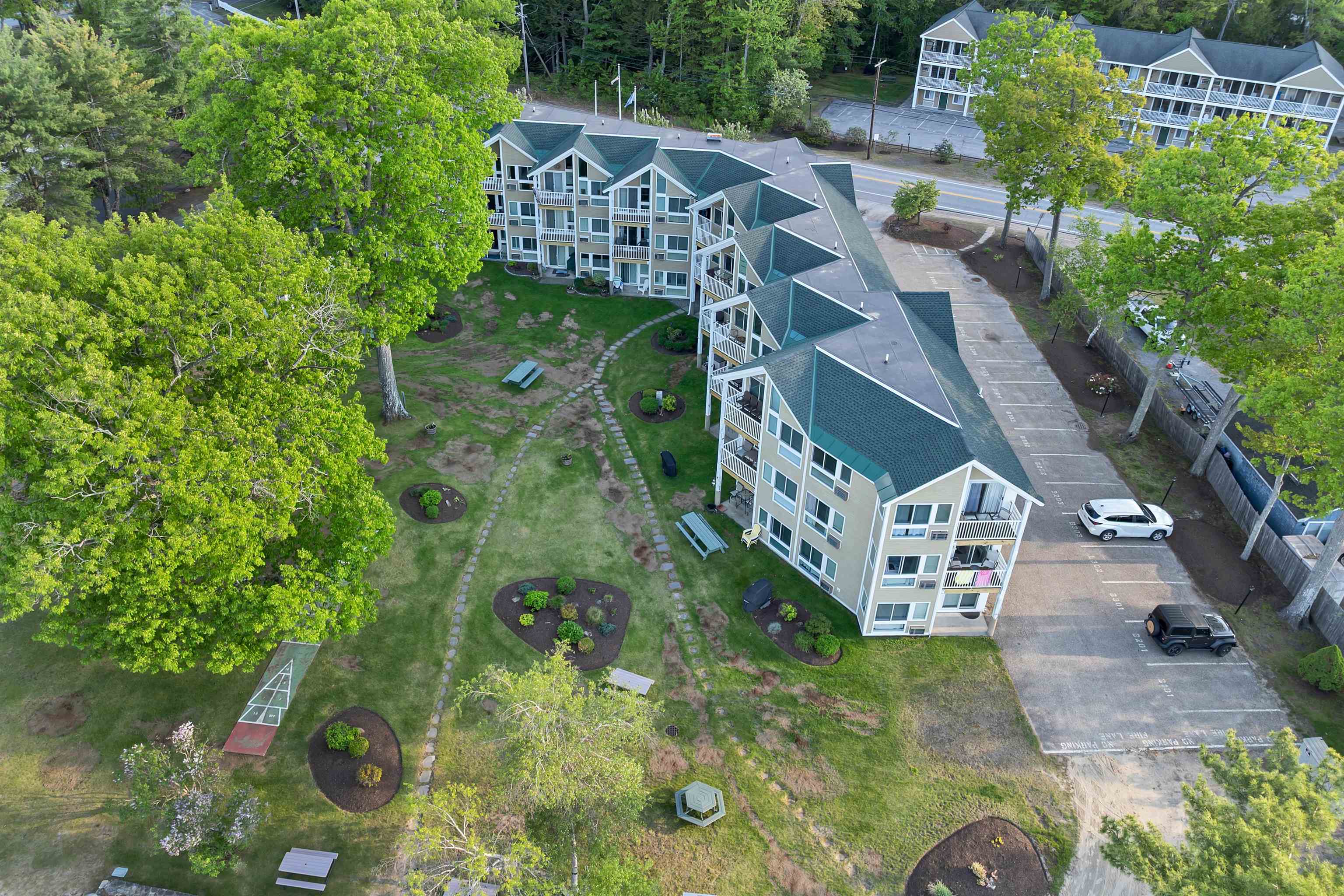 115 Weirs Road 101