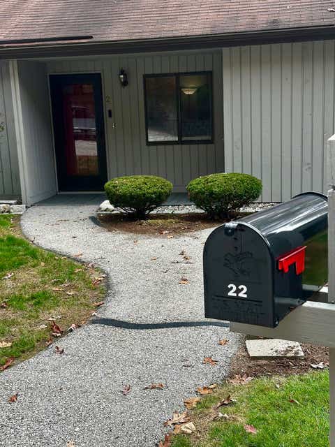 Photo of 22 Essex Green Road #22B, Merrimack, NH 03054 (MLS # 5101476)